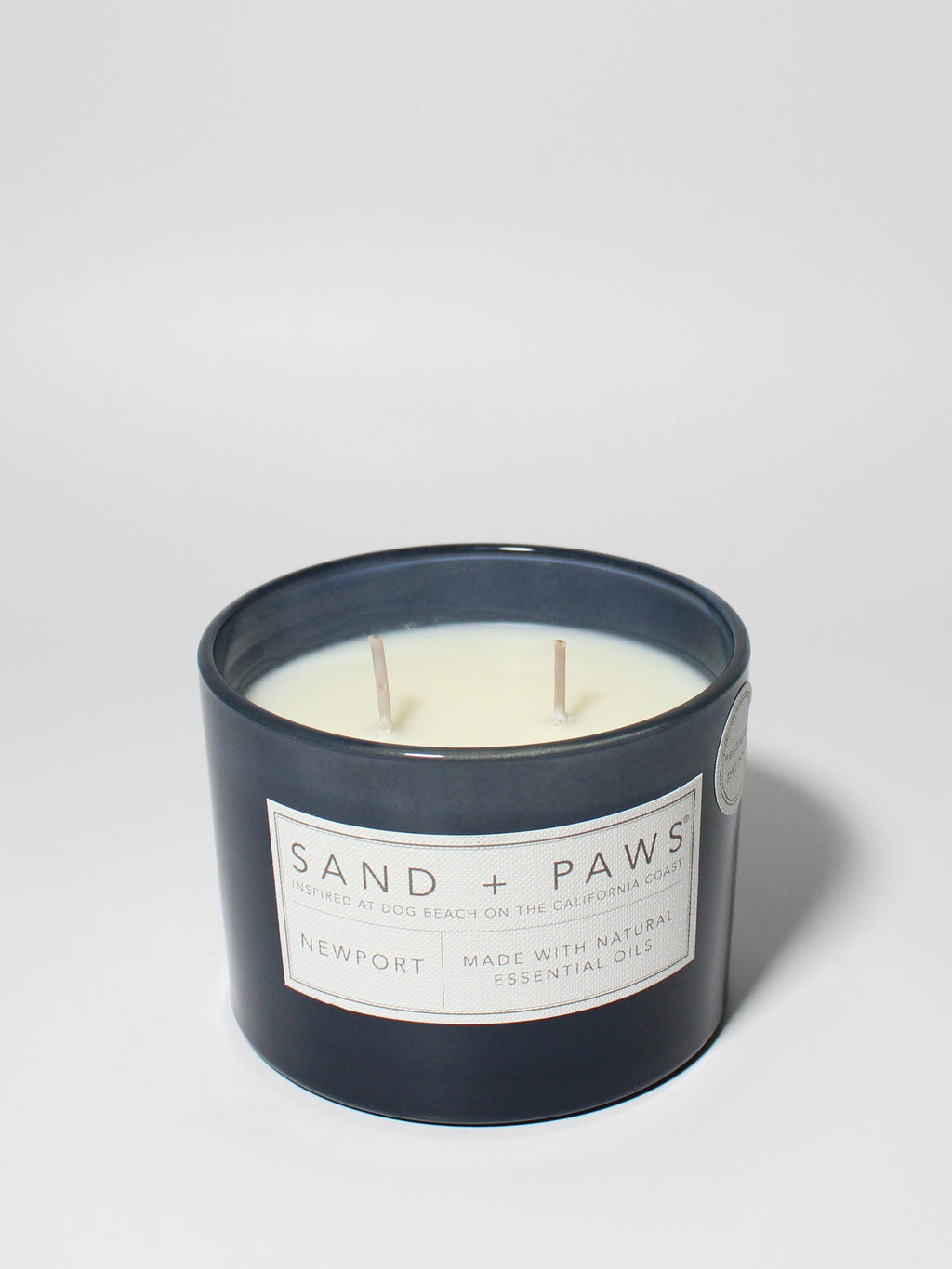 Cozy Sand + Paws Newport 12 oz scented candle